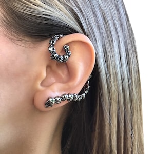 SINGLE  Skulls cuff earring, Skull cuff earring, Gothic earring, gothic jewelry, serpent ear cuff, skull earrings, gothic earrings