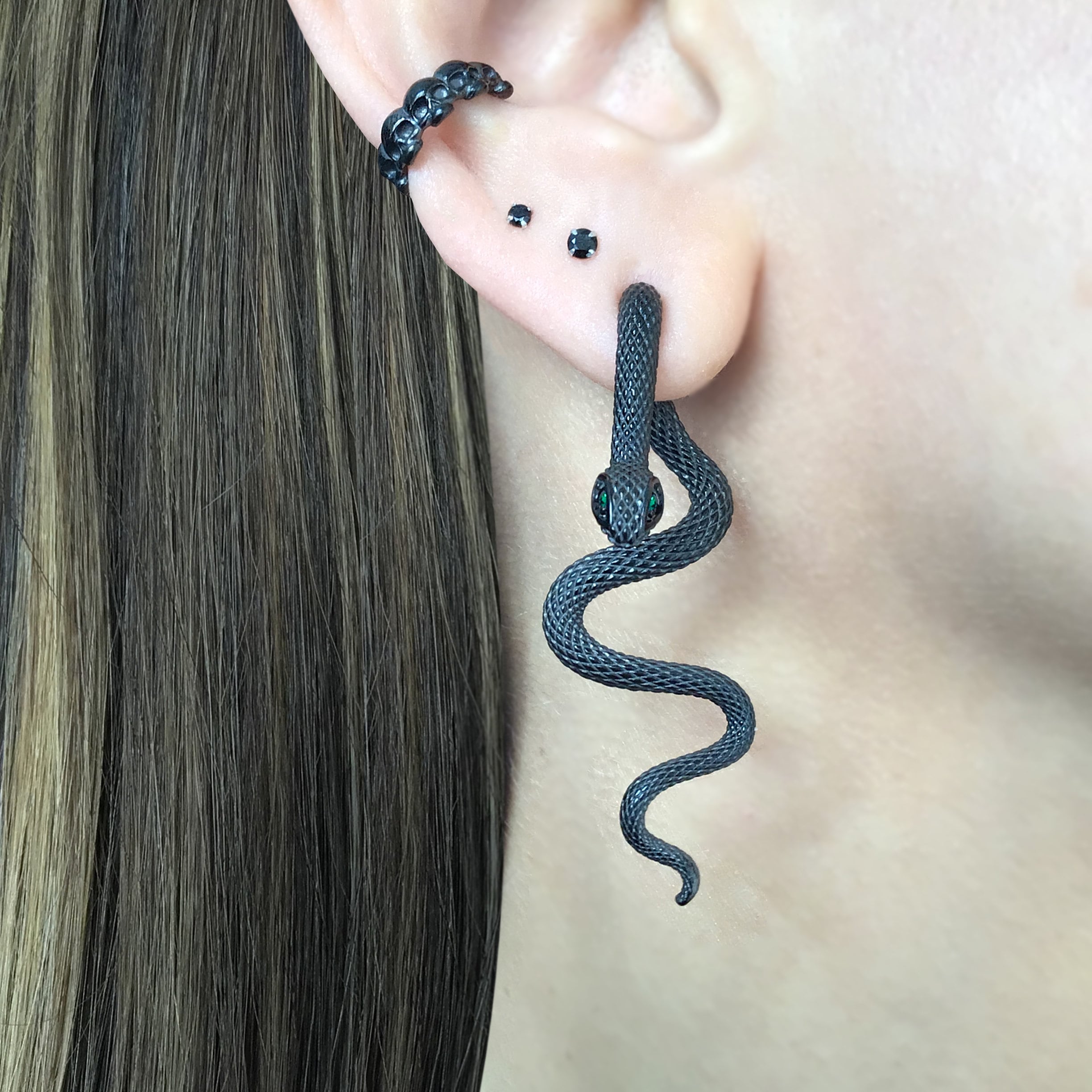 アクセサリー Hirotaka Sapphire Eye Snake Earring SNAKE KNOT