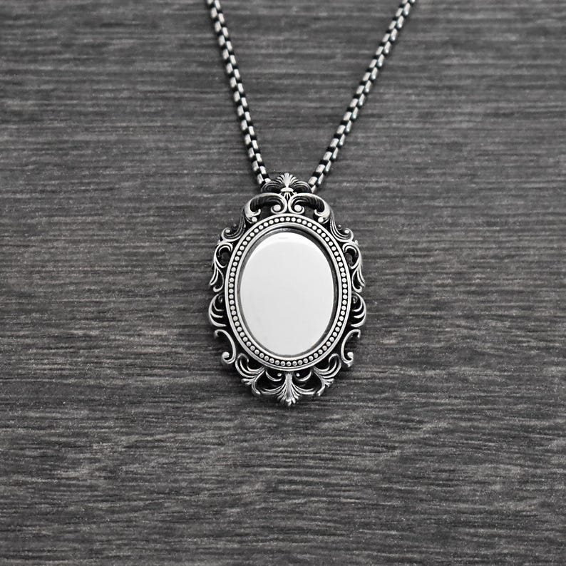 Gotiskt viktorianskt skyddshalsband, Spegelhänge, Skyddstalisman, Gotiskt halsband, Viktorianska smycken bild 2