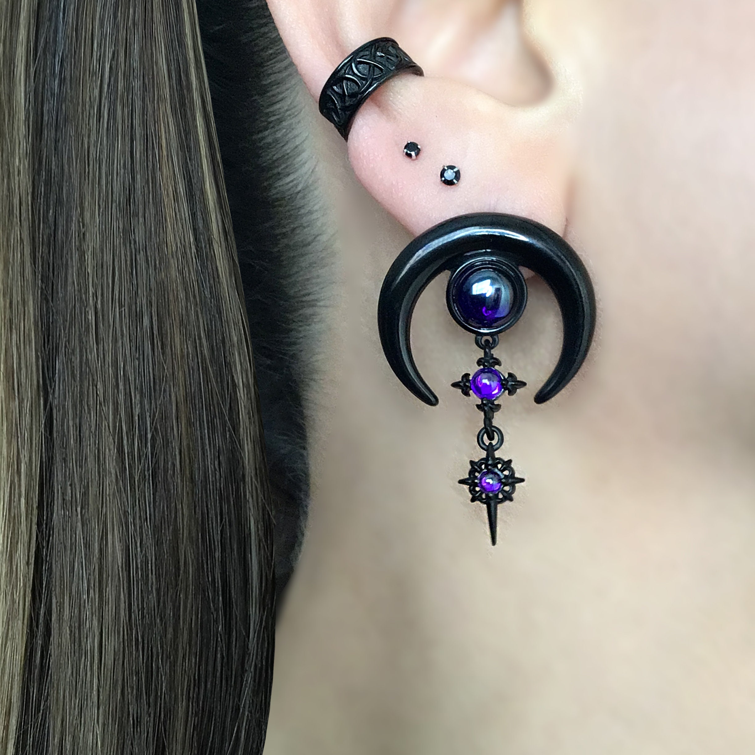 ★BLACK PURPLE★送料込★韓国★人気★Signity symbol earrings Moon and Star Earrings With Purple Stone ,star Earrings,moon