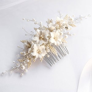 Bridal Flower Hair Piece, Wedding Hair Vine, Pearl Comb Floral Headpiece image 2