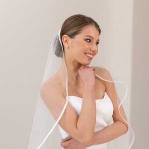 Satin ribbon wedding veil, Bridal cascading fingertip veil, Single tier knee length veil, Soft satin edge veil, Chapel Cathedral Veil