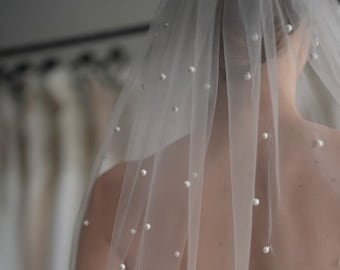 Wedding pearl veil Bridal fingertip veil with pearls Cathedral chapel length short veil