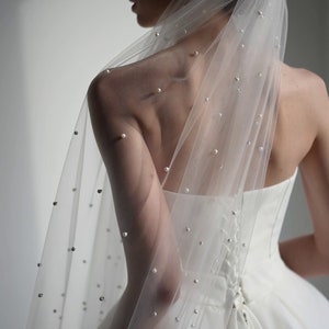 Wedding pearl veil Bridal fingertip veil with pearls Cathedral chapel length short veil image 9