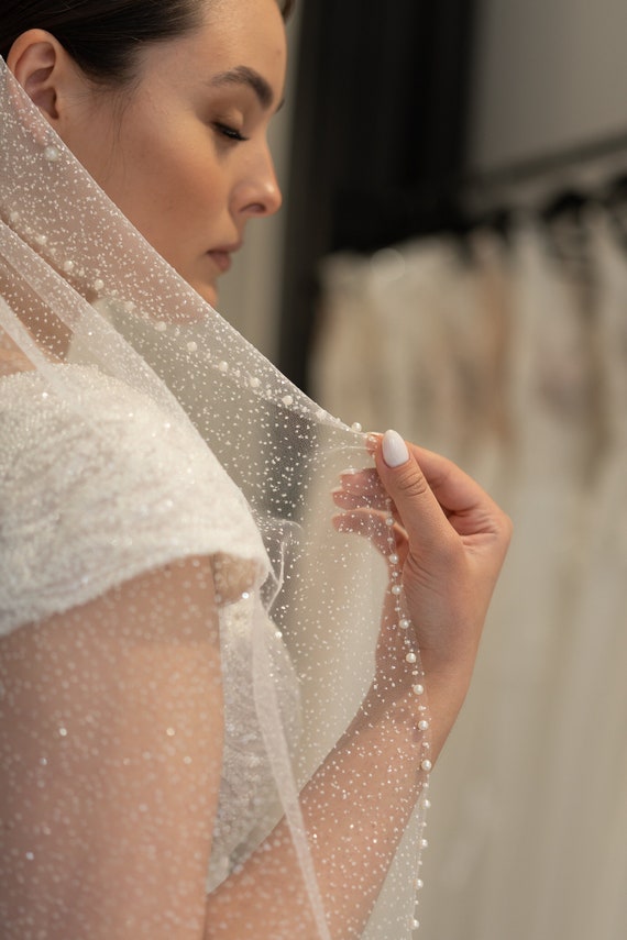 Glitter Beaded Wedding Veil, Bridal Shimmer Cathedral Chapel  display picture 3