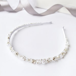 Pearl Bridal Headband, Boho Wedding Hair Piece, Bridesmaid Headpiece White (in photos)