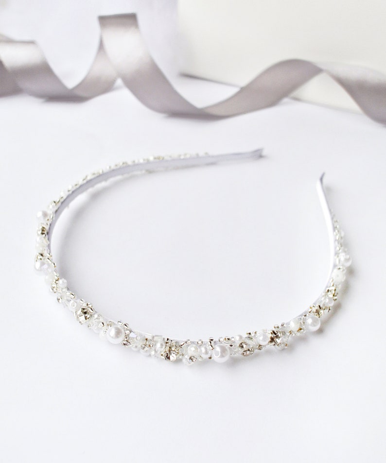 Pearl Bridal Headband, Boho Wedding Hair Piece, Bridesmaid Headpiece White (in photos)