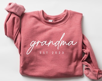 Personalized Grandma Est Sweatshirt, Mothers Day Gift, Gift for Grandmother, Nana Sweatshirt, Tante Sweatshirt, Tia Sweatshirt, Mommy Shirt