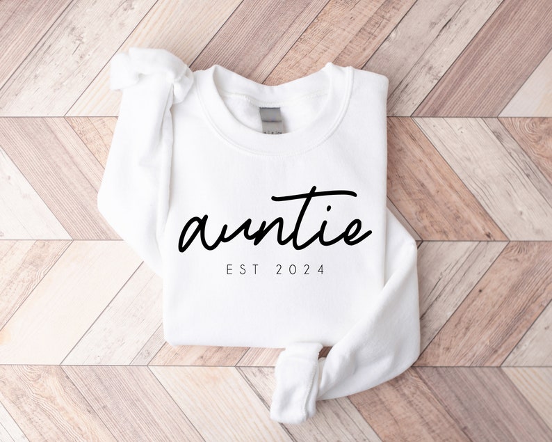 Personalize Est Auntie Sweatshirt, Mothers Day Gift, Christmas Gift For Auntie, Cute Auntie Sweatshirt, Funny Aunt Sweatshirt, Tia Shirt image 7