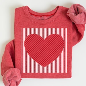 Retro Valentines Heart Sweatshirt, Cute Love Sweatshirt, Womens Valentines Hearts Sweatshirt, Teacher Valentine Sweatshirt, Mom Heart Shirt