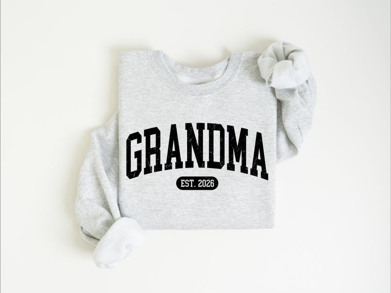 Personalize Mom Gift For Grandma Sweatshirt, Mothers Day Gift, Nana Sweater, Gigi Mimi Tia Mommy Outfit zdjęcie 6