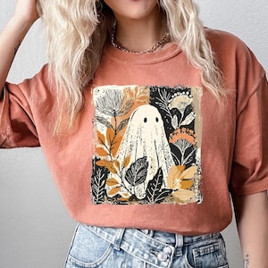 Retro Floral Ghost Shirt, Cute Ghost Shirt, Womens Ghost Shirt, Cottagecore Halloween, Halloween Gift, Spooky Season Shirt, Halloween Outfit