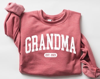 Personalize Mom Gift For Grandma Sweatshirt, Mothers Day Gift, Nana Sweatshirt, Tante Sweatshirt, Tia Sweatshirt, Mommy Sweatshirt,Mama Gift