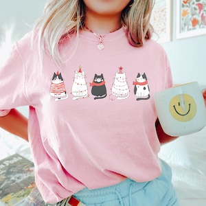 Cute Cat Christmas Shirt, Cat Lover Gift For Christmas, Merry Christmas Shirt, Womens Christmas Shirt, Gift For Christmas, Christmas Graphic