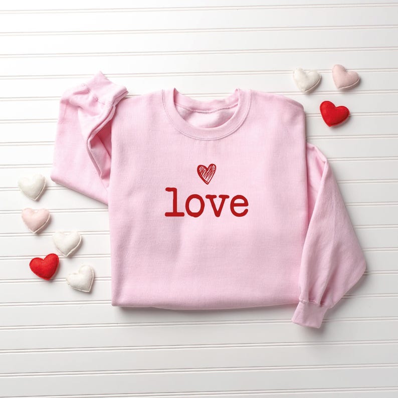 Sudadera con corazones de San Valentín para mujer, sudadera con corazones de San Valentín para maestra, camiseta con corazones para mamá, camiseta del Día de San Valentín imagen 4