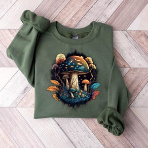Cottagecore Mushrooms Sweatshirt, Aesthetic Mushroom Shirt, Goblincore Shirt, Nature Lover Gift, Mushroom Lover Shirt, Dark Academia Shirt