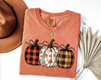 Pumpkin Shirt, Womens Pumpkin Season Shirt, Harvest Pumpkin Shirt, Pumpkin Patch Shirt, Thanksgiving Gift, Autumn Outfit, Fall Vibes Shirt