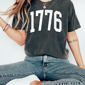 Camiseta retro de EE. UU. de 1776, camiseta de EE. UU. para mujer, camiseta del 4 de julio, camiseta de Estados Unidos, camiseta del Día Patriótico, camiseta del 4 de julio para mujer, camiseta con la bandera estadounidense imagen 6