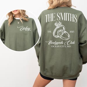 The Bach Club Engagement Sweatshirt, Custom Last Name Sweatshirt, Mrs Sweatshirt, Personalize Mrs Shirt, Wifey Sweatshirt, Bride Sweatshirt zdjęcie 3