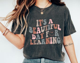 Retro Teacher Shirt, Teacher Appreciation Gift, Back To School, Team Teacher Shirt, Cute Teacher Gifts, Group Teacher Shirt, New Teacher Tee