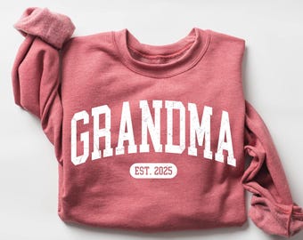Personalize Mom Gift For Grandma Sweatshirt, Mothers Day Gift, Nana Sweatshirt, Tante Sweatshirt, Tia Sweatshirt, Mommy Sweatshirt,Mama Gift