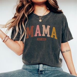 Personalize Mom Gift Christmas Shirt, Mothers Day Gift, New Mom Gift, Cute Mom Shirt, Mama Shirt, Mothers Day Shirt, Pregnancy Announcement
