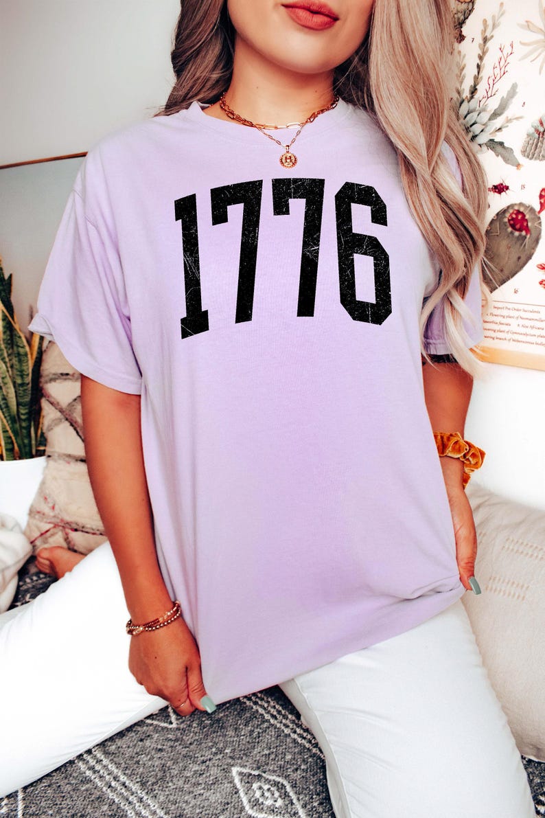 Camiseta retro de EE. UU. de 1776, camiseta de EE. UU. para mujer, camiseta del 4 de julio, camiseta de Estados Unidos, camiseta del Día Patriótico, camiseta del 4 de julio para mujer, camiseta con la bandera estadounidense imagen 4