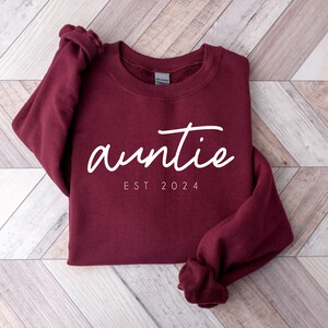 Personalize Est Auntie Sweatshirt, Mothers Day Gift, Christmas Gift For Auntie, Cute Auntie Sweatshirt, Funny Aunt Sweatshirt, Tia Shirt image 3