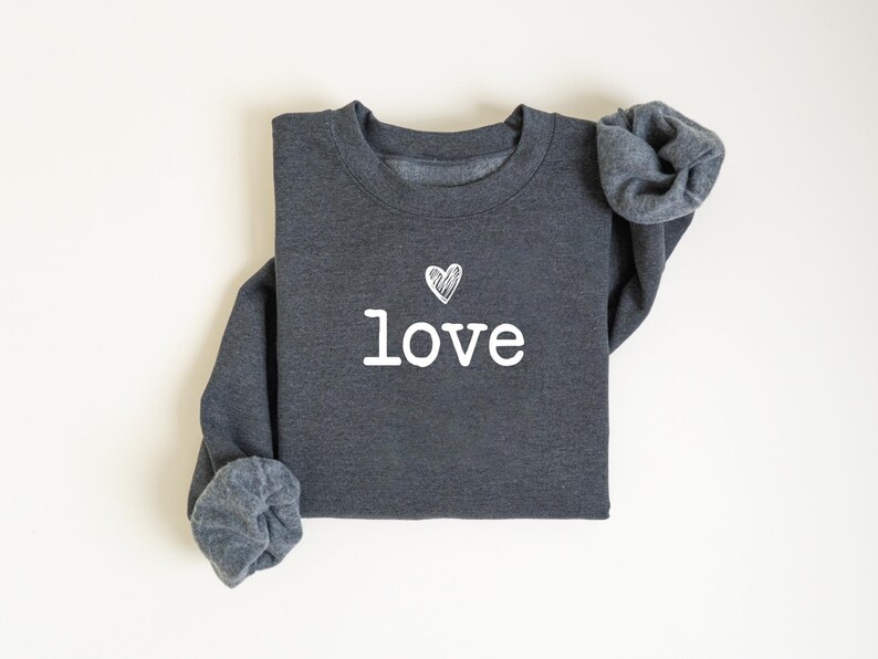Sudadera con corazones de San Valentín para mujer, sudadera con corazones de San Valentín para maestra, camiseta con corazones para mamá, camiseta del Día de San Valentín imagen 8