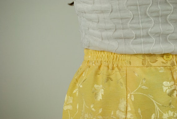 Light Yellow Floral Maxi Skirt / Vintage 90s Shin… - image 6