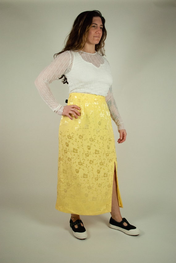 Light Yellow Floral Maxi Skirt / Vintage 90s Shin… - image 8