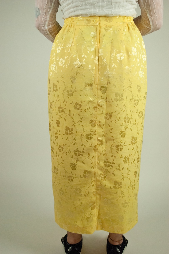 Light Yellow Floral Maxi Skirt / Vintage 90s Shin… - image 5