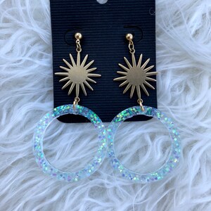 Resin Circle Clear Glitter Starburst Earrings