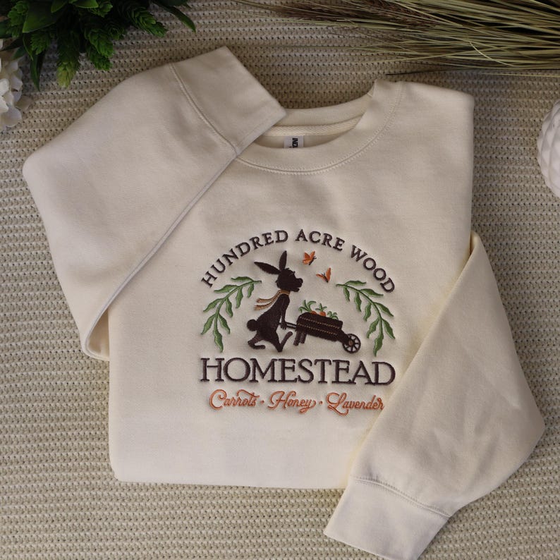 Rabbit embroidery on an adult crewneck