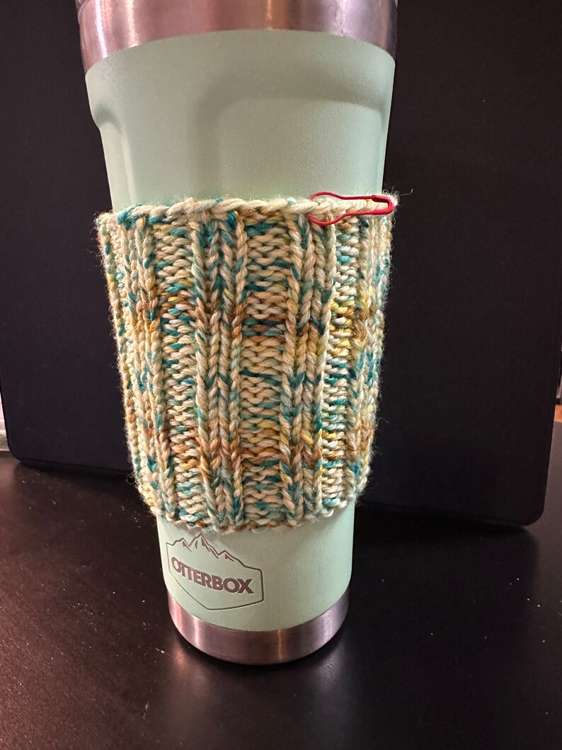 Regular Green and Yellow Ribbed Coffee/Tea Cozy image 3