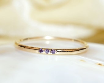 Dainty Amethyst Ring / 14k Yellow Gold Amethyst Ring / Natural Amethyst Jewelry / Stacking Ring / Tiny Amethyst / Solid Gold Ring / Wedding