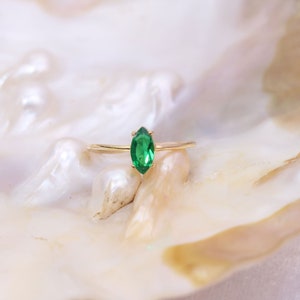 Marquise Emerald Ring / 14K Gold Emerald Ring / Emerald Jewelry / Gift for Her / May Birthstone/ Wedding Ring / Engagement Ring / Prong Set image 5