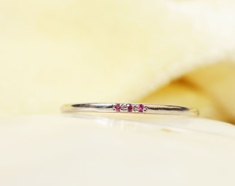 Dainty Ruby Ring / 14k Gold Ruby Ring / Natural Ruby Jewelry / Stacking Ring / Tiny Ruby / Solid Gold Ring / Minimalist Ring / Wedding Ring