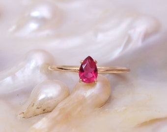 Ruby Ring / 14k Gold Ruby Wedding Ring /  Anniversary Ring / Pear Ruby Ring / Stacking Ring / Dainty Ring / July Birthstone Ring / Prong Set