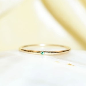 Dainty Emerald Ring / 14k Gold Emerald Ring / Natural Emerald Jewelry / Stacking Ring / Tiny Emerald / Solid Gold Ring / Minimalist Ring