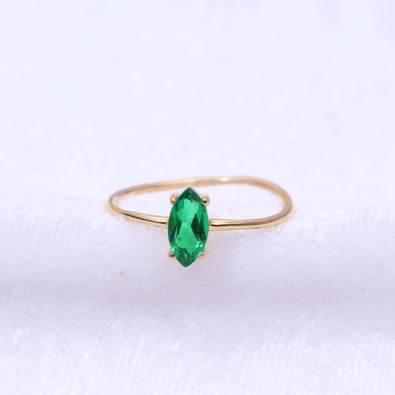 Marquise Emerald Ring / 14K Gold Emerald Ring / Emerald Jewelry / Gift for Her / May Birthstone/ Wedding Ring / Engagement Ring / Prong Set image 3