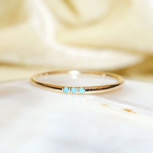 Dainty Turquoise Ring / 14k Gold Turquoise Ring / Solid Gold Ring / Natural Turquoise Ring / Stacking Ring / Wedding Ring / Engagement Ring