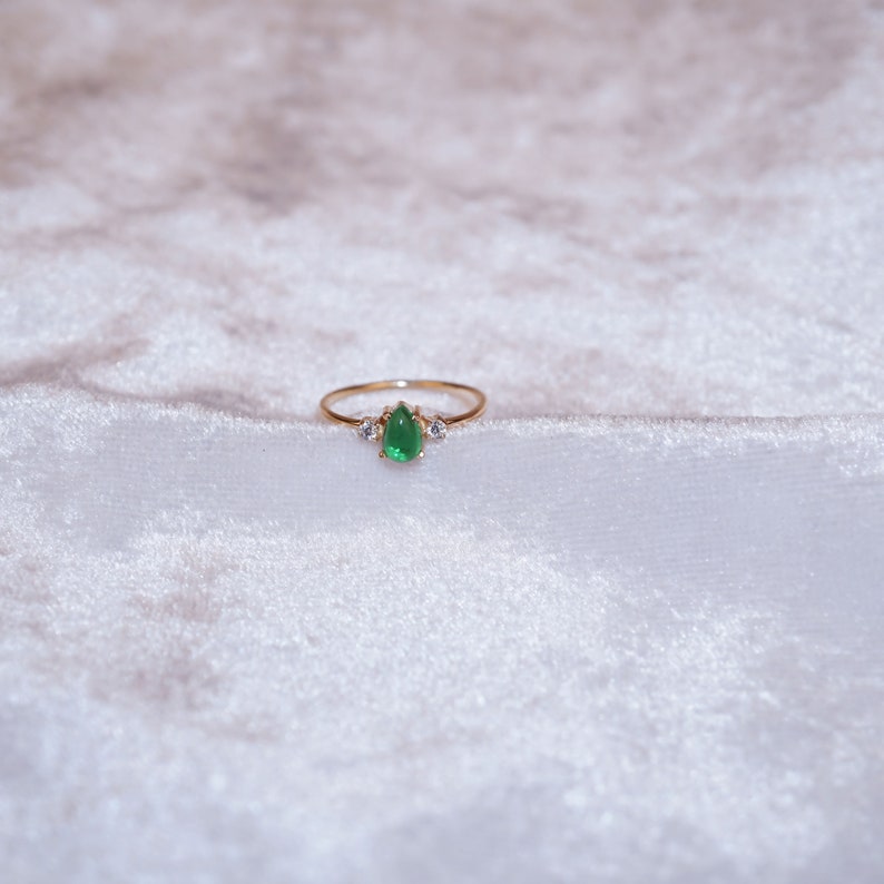 Pear Emerald Ring / 14K Gold Emerald and Diamond Birthstone Ring / Emerald Jewelry / Gift for Her / May Birthstone Ring / Wedding Ring image 3