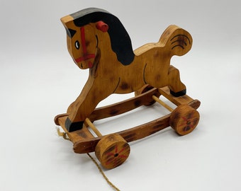 Vintage Toy Horse / Wooden Pull Horse / Uncle Dudley's Hobby Craft