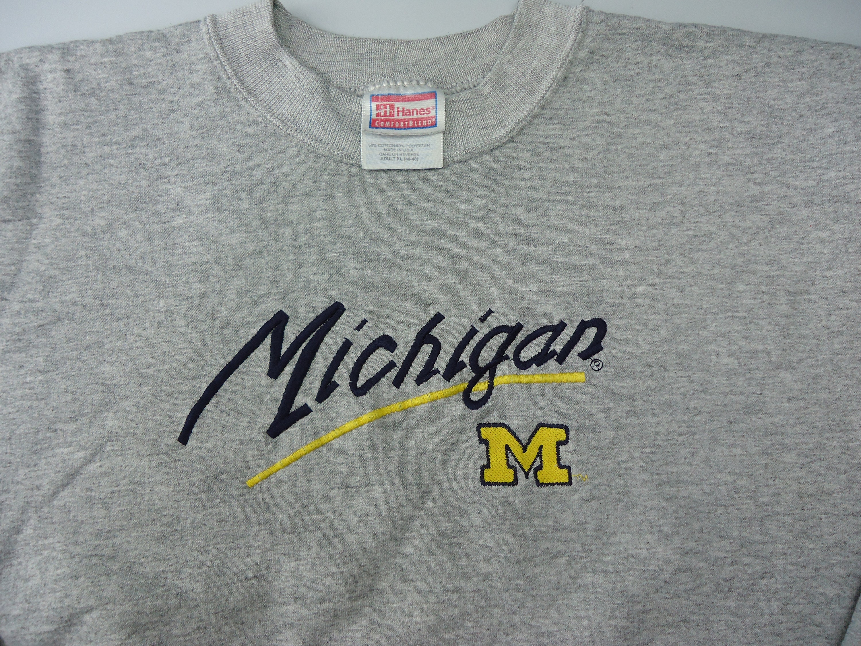 Patch Vintage Atletica Patch Ricamata University Of Michigan Wolverines Vintage - 3 X 3,5 Pollici, Ferro-on, Per Giacche, Zaini, Nuovi Toppa Ferro Ricamata Per Giubbotto Jeans - Foto 2