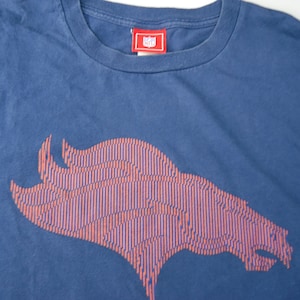Denver Broncos vintage t shirt
