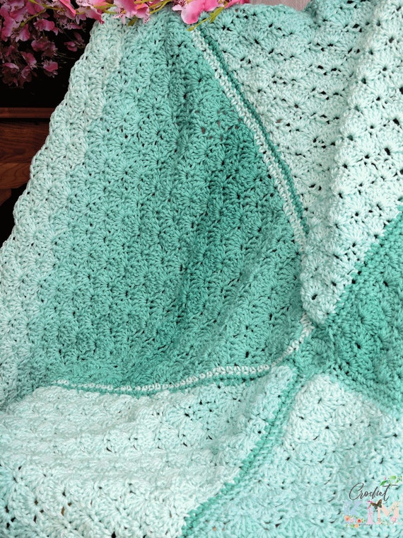 Free Crochet Pattern Ombre High Tide Blanket · Free Crochet Patterns