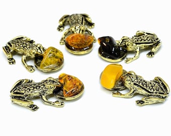 Amber Money Frog Sculpture: Baltic Gemstone, Natural Stone