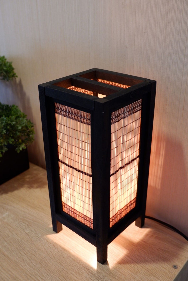 Lampe japonaise en bambou faite main de style japonais, lampe zen, lampe de chevet japonaise pour chambre à coucher/décoration de la maison image 3