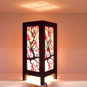 Lámpara japonesa Linterna Cerezo Flor Roja Sakura Lámpara, Lámpara de estilo japonés, Lámpara Zen Lámpara de mesita de noche Lámpara japonesa para decoración del hogar del dormitorio imagen 5